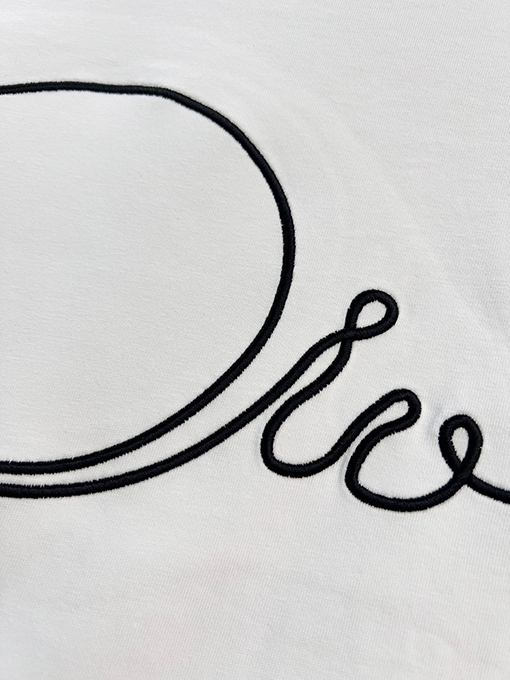 ディオールコピー クラシックCDシグネチャー刺繍ロゴクルーネック半袖Tシャツ