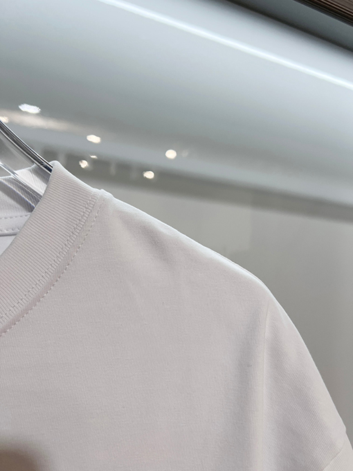 ディオールコピー クラシックCDシグネチャー刺繍ロゴクルーネック半袖Tシャツ