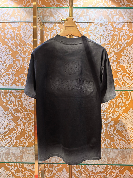 バレンシアガ BALENCIAGA 新作アップリケ刺繍がを半袖Tシャツ