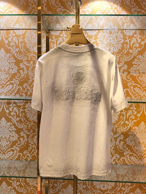 バレンシアガ BALENCIAGA 新作アップリケ刺繍がを半袖Tシャツ