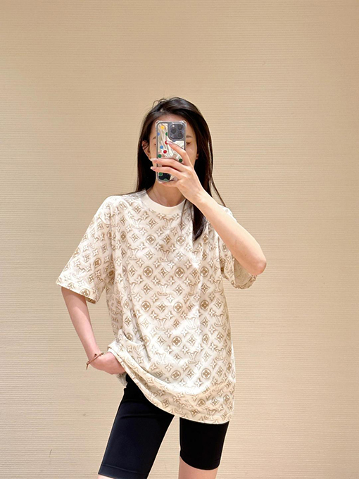 ルイヴィトン オールオーバーロゴクルーネック半袖Tシャツ