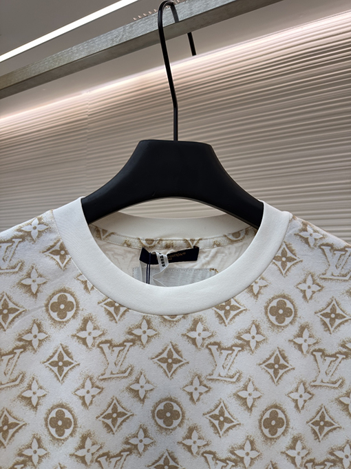ルイヴィトン オールオーバーロゴクルーネック半袖Tシャツ