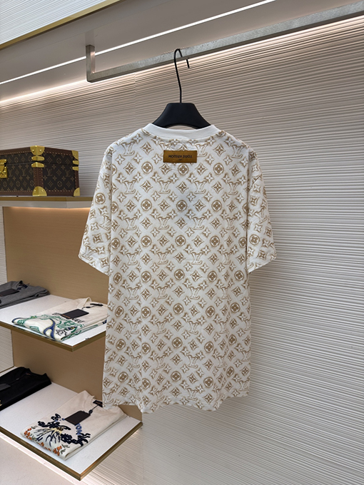 ルイヴィトン オールオーバーロゴクルーネック半袖Tシャツ