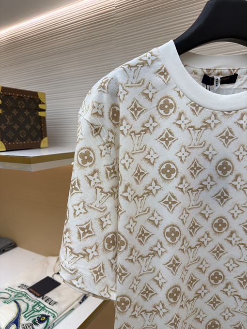 ルイヴィトン オールオーバーロゴクルーネック半袖Tシャツ