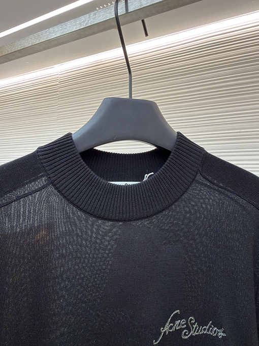 アクネストゥディオズスーパーコピー Acne Studios 1996 ロゴ半袖セーター