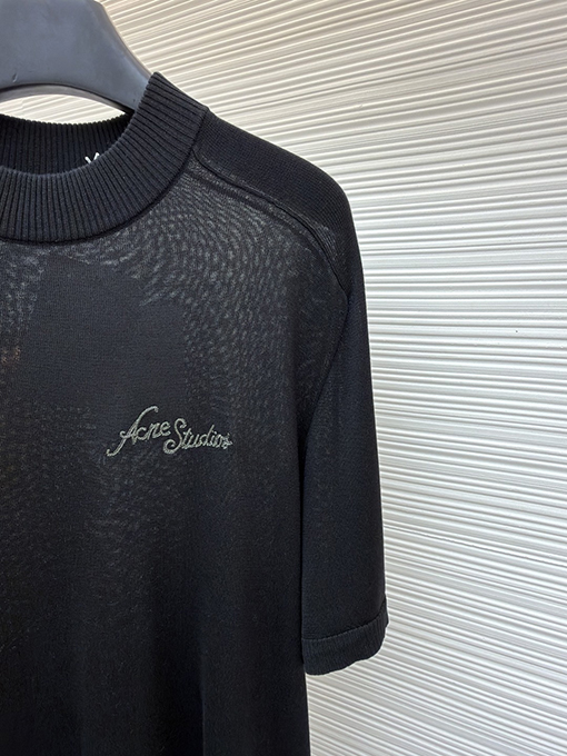 アクネストゥディオズスーパーコピー Acne Studios 1996 ロゴ半袖セーター