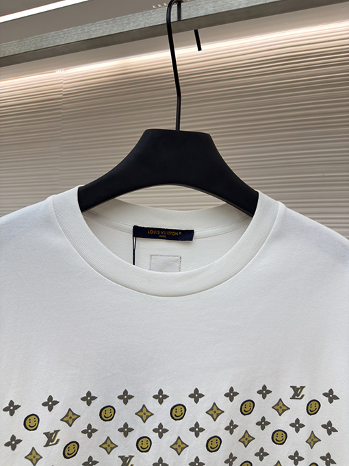ルイヴィトン スマイリーフェイス半袖Tシャツ