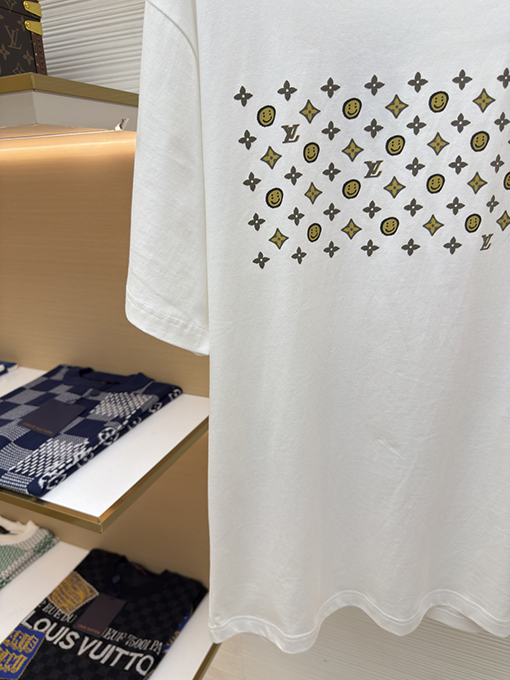 ルイヴィトン スマイリーフェイス半袖Tシャツ