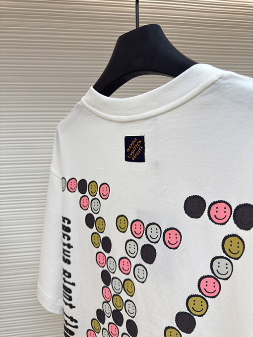 ルイヴィトン スマイリーフェイス半袖Tシャツ