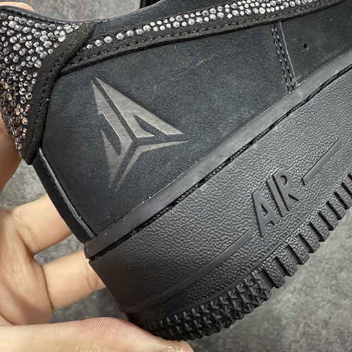 ジャモラント x スワロフスク x ナイキ Nike 多用途で耐久性のあるローカットシューズ