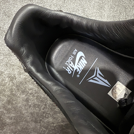 ジャモラント x スワロフスク x ナイキ Nike 多用途で耐久性のあるローカットシューズ