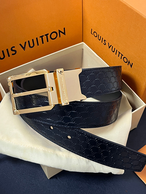 ルイヴィトンスーパーコピー ライチ柄エンボス両面ベルト