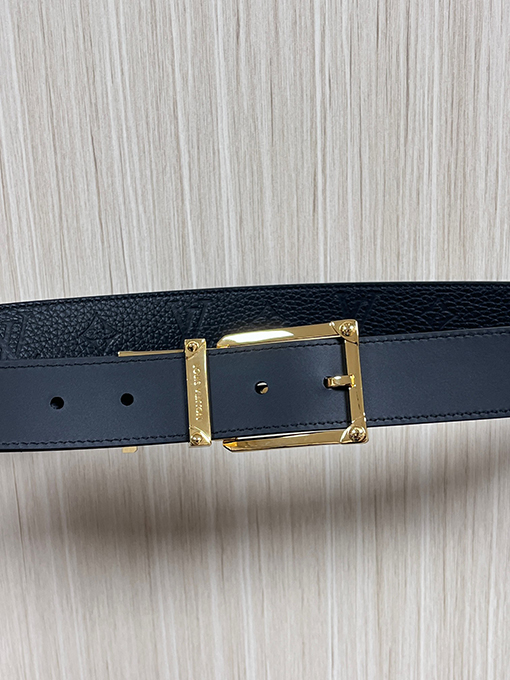 ルイヴィトンスーパーコピー ライチ柄エンボス両面ベルト