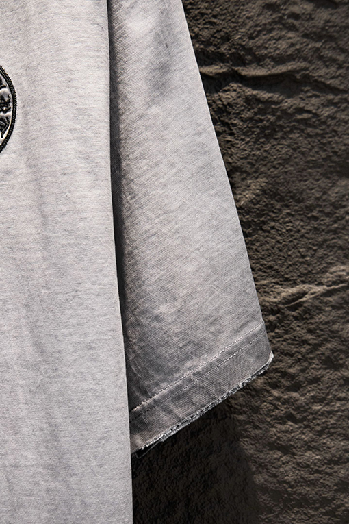 クロムハーツ ヘビーデューティーなリバースカラーパッチワーク刺繍のダメージ半袖Tシャツ