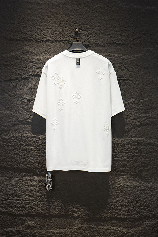 クロムハーツ ヘビーデューティーなダメージパッチ刺繍入りレザーラベル金具き半袖Tシャツ