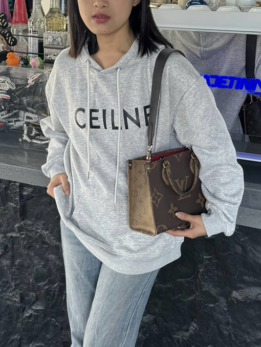 セリーヌ CELINE レターロゴパーカー