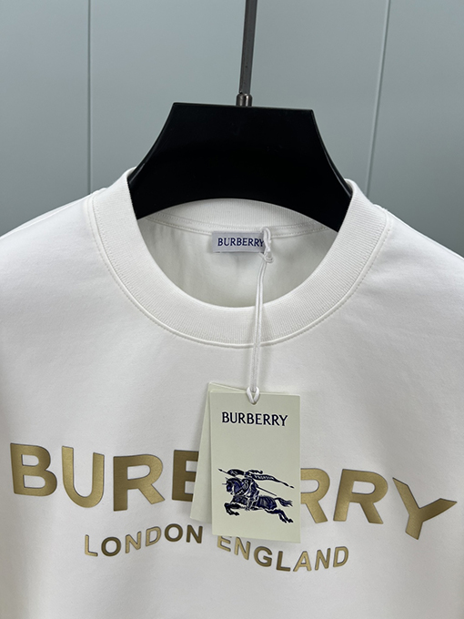 バーバリー Burberry クラシックな3レターロゴニットクルーネックスウェットシャツ