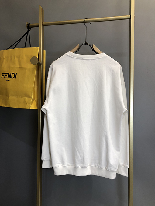 フェンディコピー FENDI 新しいロゴベアクルーネックスウェットシャツ