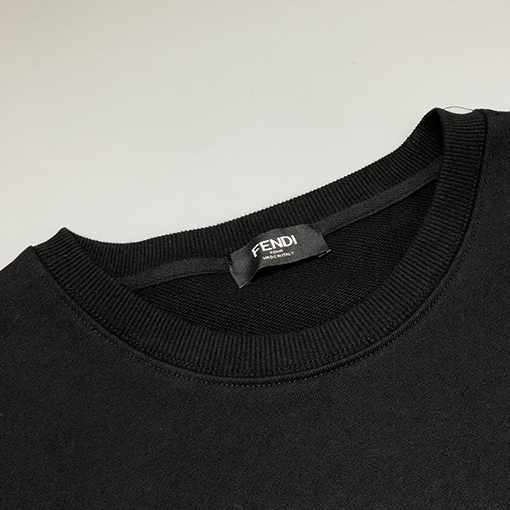 フェンディコピー FENDI 新しいロゴベアクルーネックスウェットシャツ