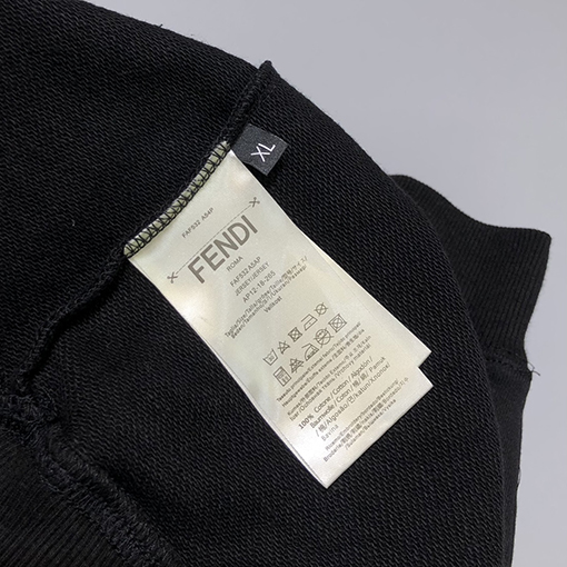 フェンディコピー FENDI 新しいロゴベアクルーネックスウェットシャツ