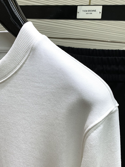 バーバリー Burberry ファッショナブルでカジュアルなクルーネックスウェットシャツ