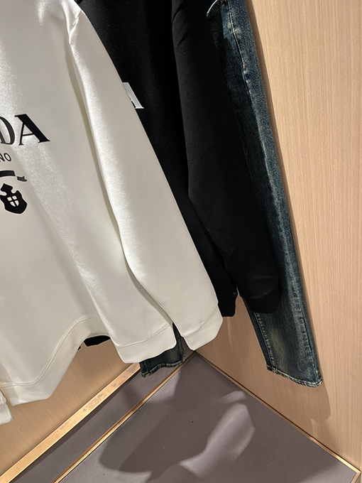 プラダ PRADA 新しいユニセックスクルーネックスウェットシャツ
