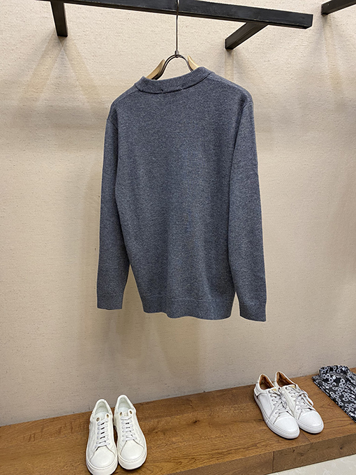 アミスーパーコピー Ami Paris ハート型のA字刺繍入りカップルウールセーター