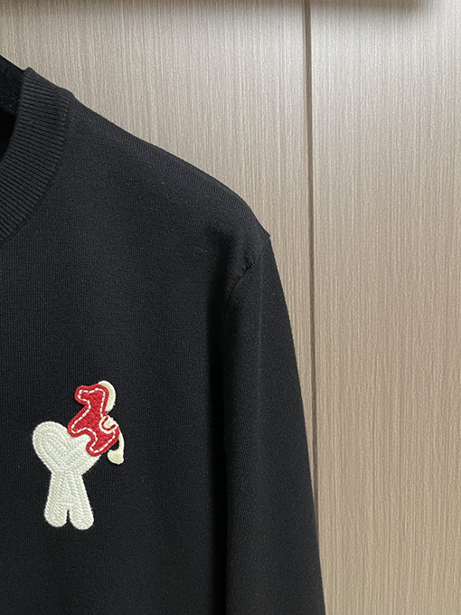 アミ 限定クラシックポニーロゴ+ハートA柄コットンクルーネックニットセーター