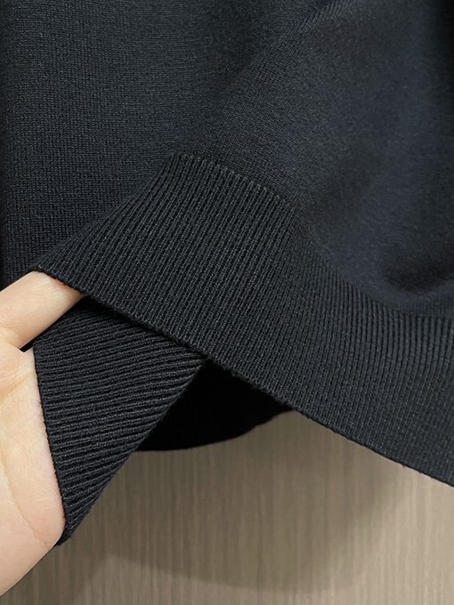 アミ 限定クラシックポニーロゴ+ハートA柄コットンクルーネックニットセーター