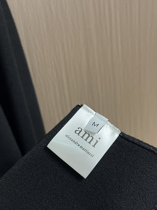 アミ 限定クラシックポニーロゴ+ハートA柄コットンクルーネックニットセーター