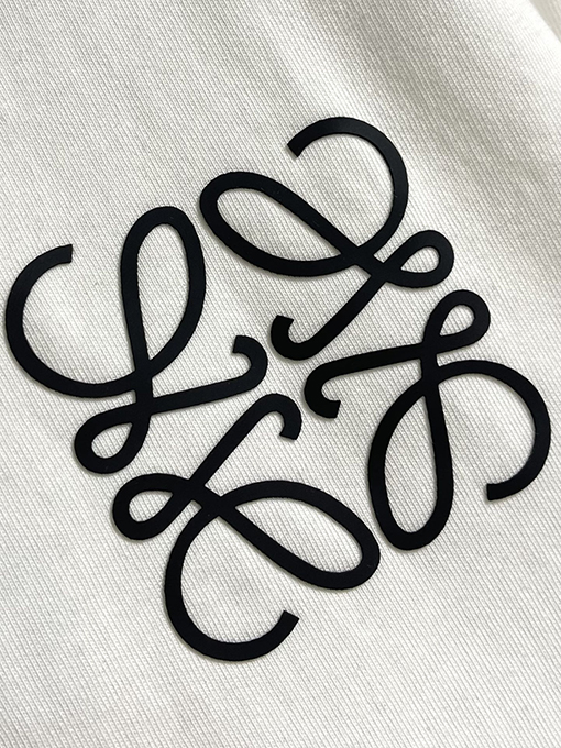 ロエベスーパーコピー 新作ラウンドネックプリント長袖ベースレイヤーシャツ