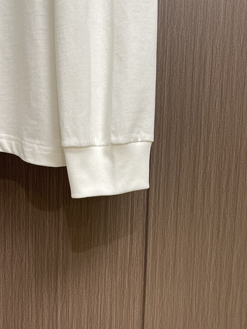 ロエベスーパーコピー 新作ラウンドネックプリント長袖ベースレイヤーシャツ