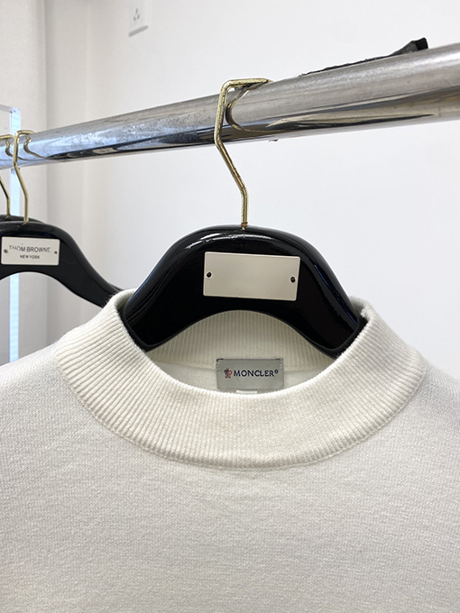モンクレール Moncler 新しいハイネックウールセーター