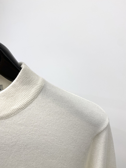 モンクレール Moncler 新しいハイネックウールセーター