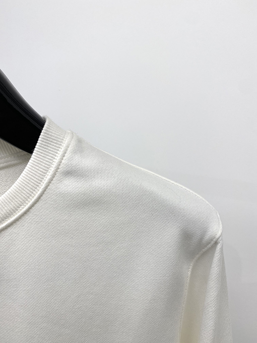 バーバリー BURBERRY 胸にプレミアムプリントのレターロゴが入ったクルーネックスウェットシャツ