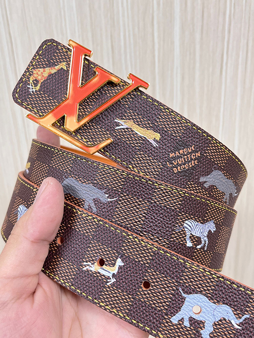 ルイヴィトン 映画の物語にインスパイアされた両面ベルト