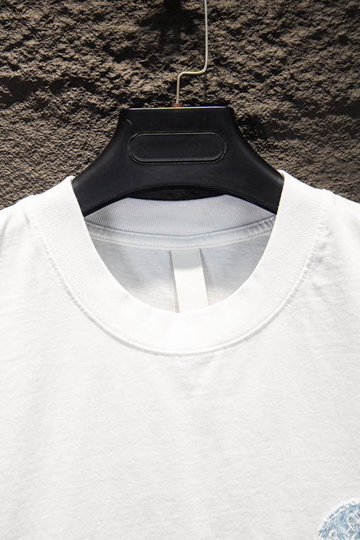 クロムハーツスーパーコピー 重工業カスタムアップリケ中空の刺繍半袖Tシャツ