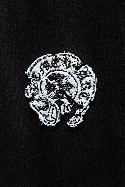 クロムハーツスーパーコピー 重工業カスタムアップリケ中空の刺繍半袖Tシャツ