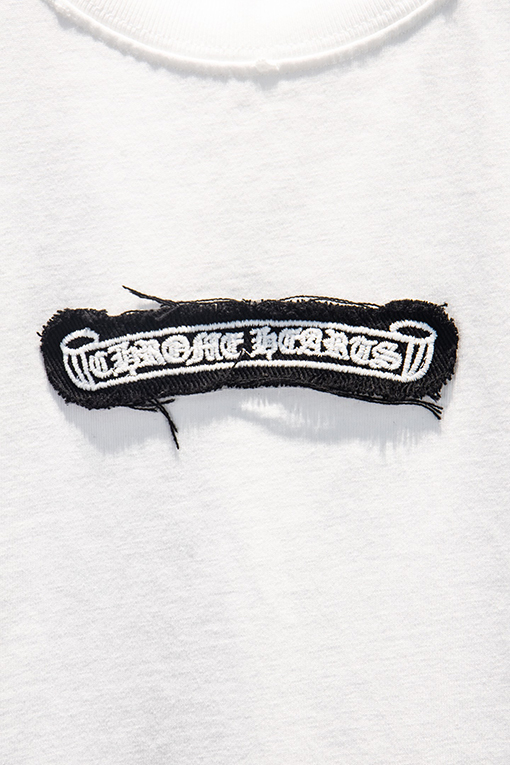 クロムハーツ ファッショナブルなダメージのウォッシュアップリケ刺繍り半袖Tシャツ