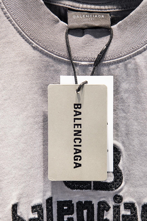 バレンシアガ Balenciaga クラシックなリバースカラースタンプダメージホロー刺繍半袖Tシャツ