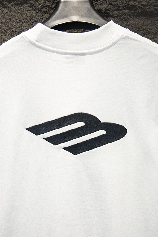 バレンシアガスーパーコピー Balenciaga クラシックスキー刺繍半袖Tシャツ