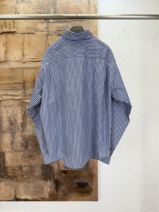 バレンシアガコピー Balenciaga アームバンド付きストライプ長袖シャツ