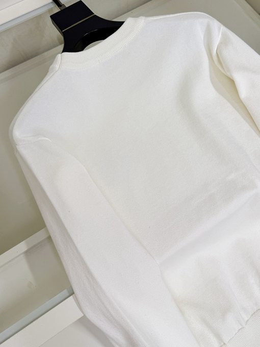 モンクレール 新作ウール混紡カスタムクルーネックセーター