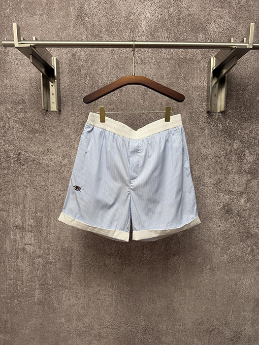 ルイヴィトンスーパーコピー ホワイトカラーの刺繍ストライプショートパンツ