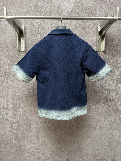 グッチ ブランドのダブルGロゴが入ったジャカードカラーのフルカバー半袖シャツ