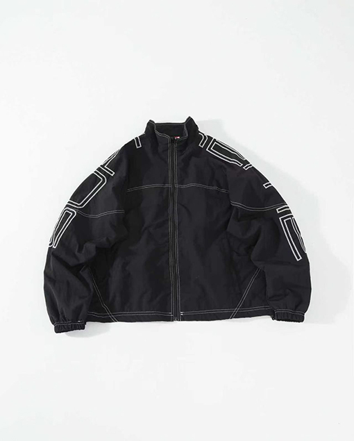 シュプリーム Supreme 肩に刺繍ロゴとトップステッチを施した新作コーチジャケット