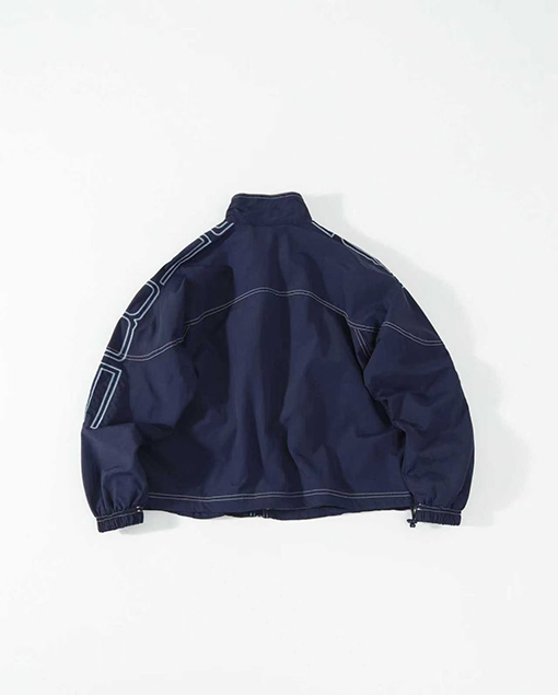 シュプリーム Supreme 肩に刺繍ロゴとトップステッチを施した新作コーチジャケット