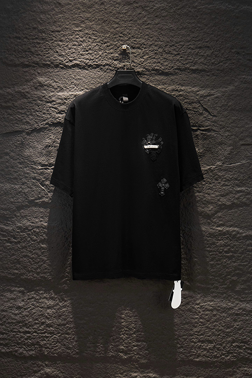 クロムハーツ ヘビーデューティーなダメージプリントのアップリケ刺繍半袖Tシャツ