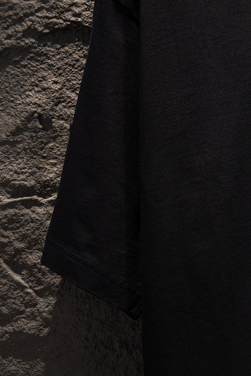 クロムハーツ ヘビーデューティーなダメージプリントのアップリケ刺繍半袖Tシャツ