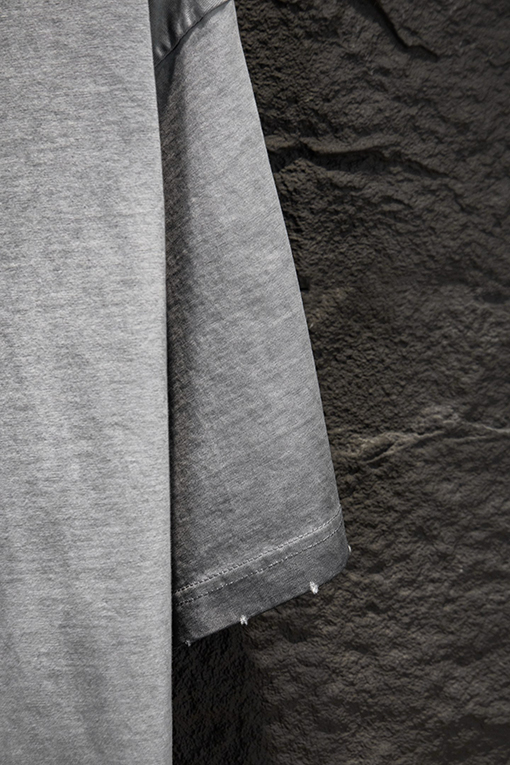 バレンシアガ Balenciaga ヘビーデューティーなリバースボトムのパッチワーク刺繍半袖Tシャツ